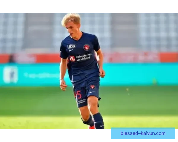 伊萨克森盘带能力持续提升，近期表现备受关注