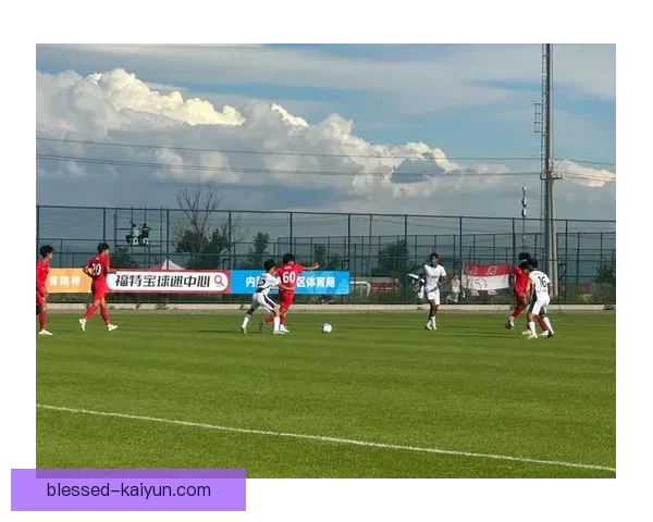 阿切尔比在本赛季对抗中表现稳健，逐渐成为球队防线重要支柱